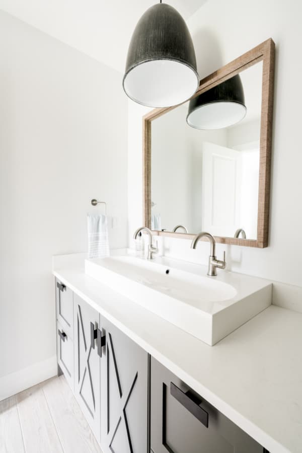 Schaub Armadio Pull, 1-1/4"CC, Matte Black - 361-MB, detail 2