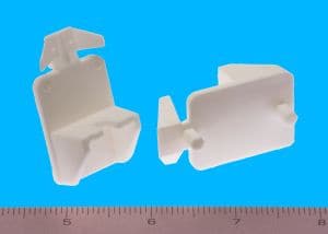 Plastic Locking Shelf Supports Locking Dual Peg, 5 mm Bore - Bainbridge Manufacturing 3227WH-32