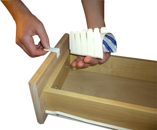 Tapenix Peel/Stick Drawer Pull, White (200/Pack)