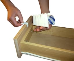 Tapenix Peel/Stick Drawer Pull, White (200/Pack)