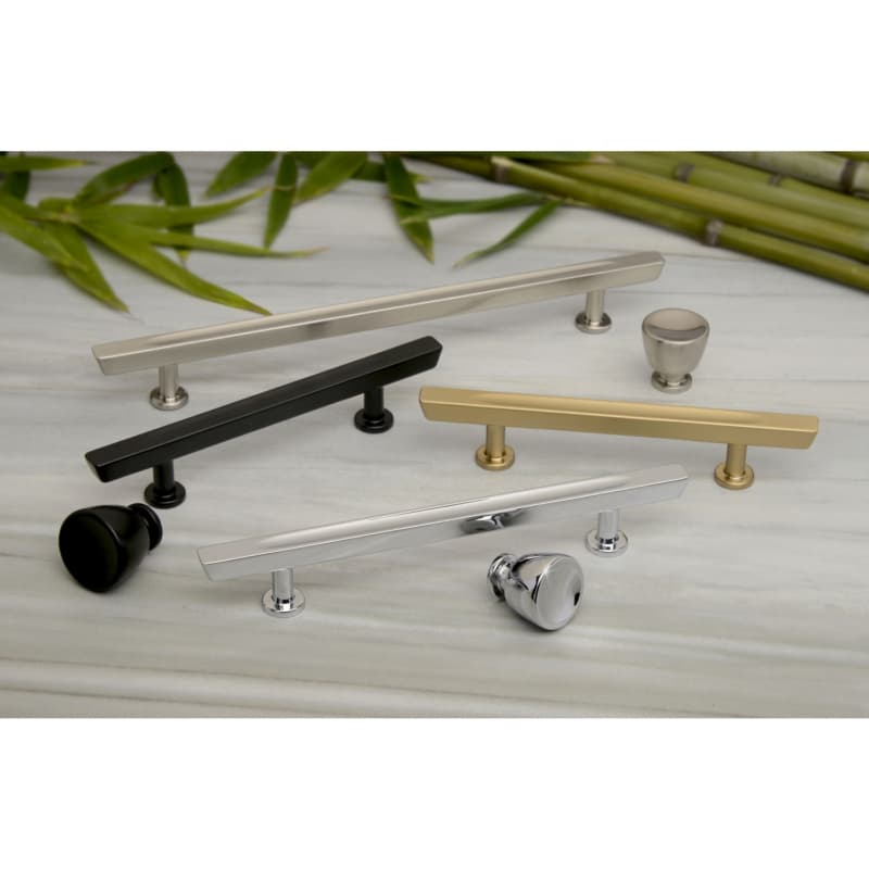 Top Knobs Conga 7-9/16" (192 mm) Center to Center Matte Black Pull, 417-BL