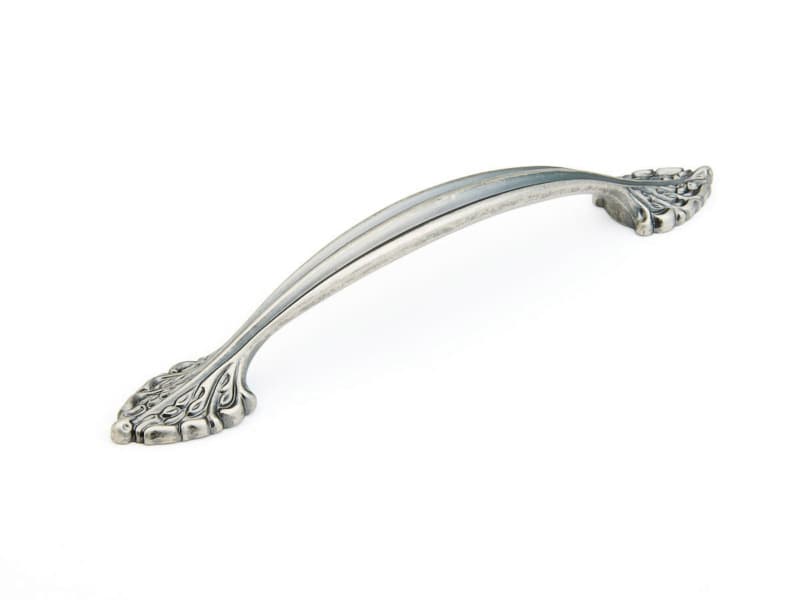 Schaub Corinthian Pull 6" (152 mm) Center to Center, Corinthian Silver, 8716-CRS
