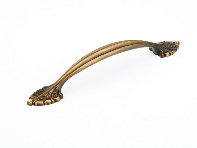 Schaub Corinthian Pull 6" (152 mm) Center to Center, Redington Brass, 8716-RB