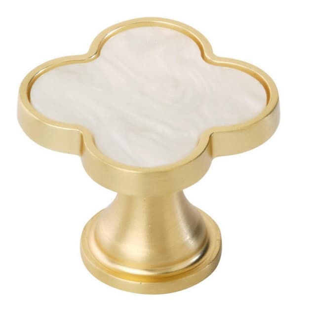 Amerock Accents Series Gold/Mother of Pearl 1-1/4 in (32 mm) L x 1-1/4 in (32 mm) W Knob, 2PK36970MOP
