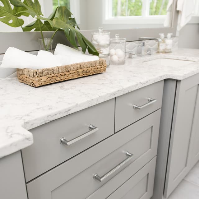 Belwith Keeler Transitional Facette Series Polished Nickel Pull, B072442-14