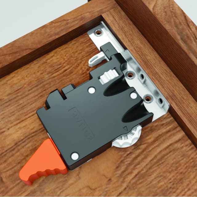 Salice F70 Adjustable Standard Front Locking Device