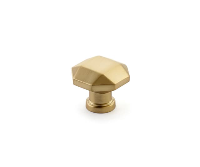 Schaub Menlo Park Faceted Knob, 1-1/4", Signature Satin Brass - 531-SSB