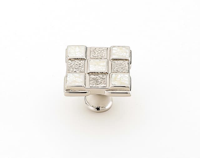 Schaub Avalon Bay Knob, 1-1/4", White Mother of Pearl/ Polished Nickel - 671-W-PN