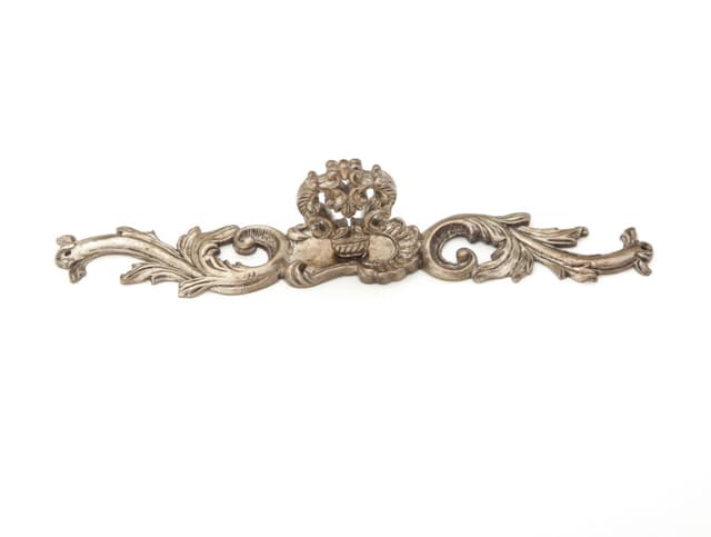 Schaub French Court Knob with Backplate, 7-3/8", Monticello Silver - 817-MSL