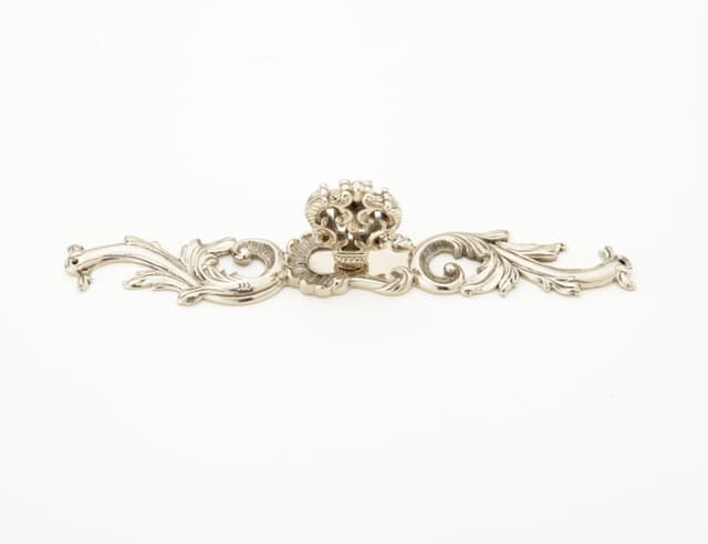 Schaub French Court Knob with Backplate, 7-3/8", White Brass - 817-WB